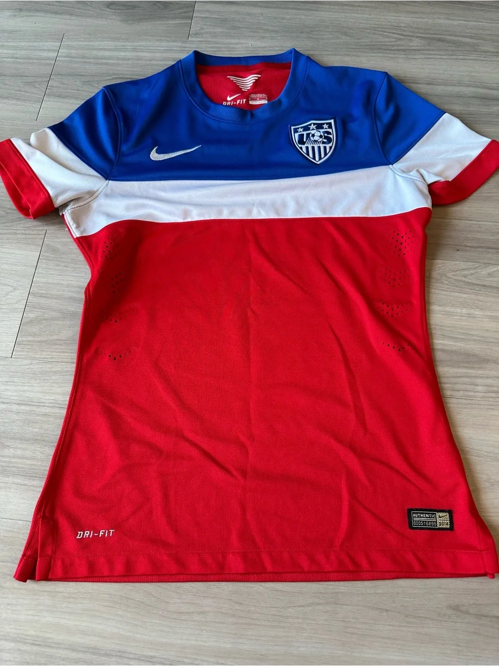 Nike USMNT 2014 World Cup Bomb Pop Away Soccer Jersey Women’s Medium
